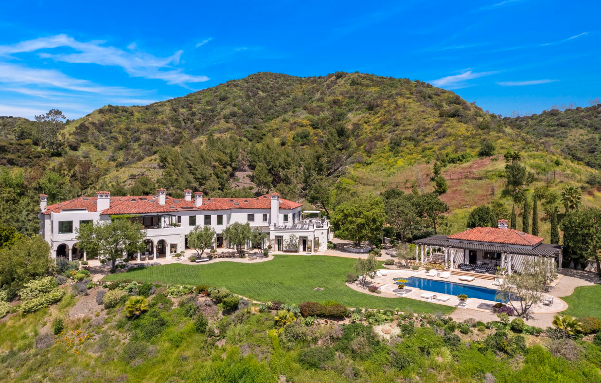 Toutes les images du manoir de Beverly Hills mis en vente par Drake !