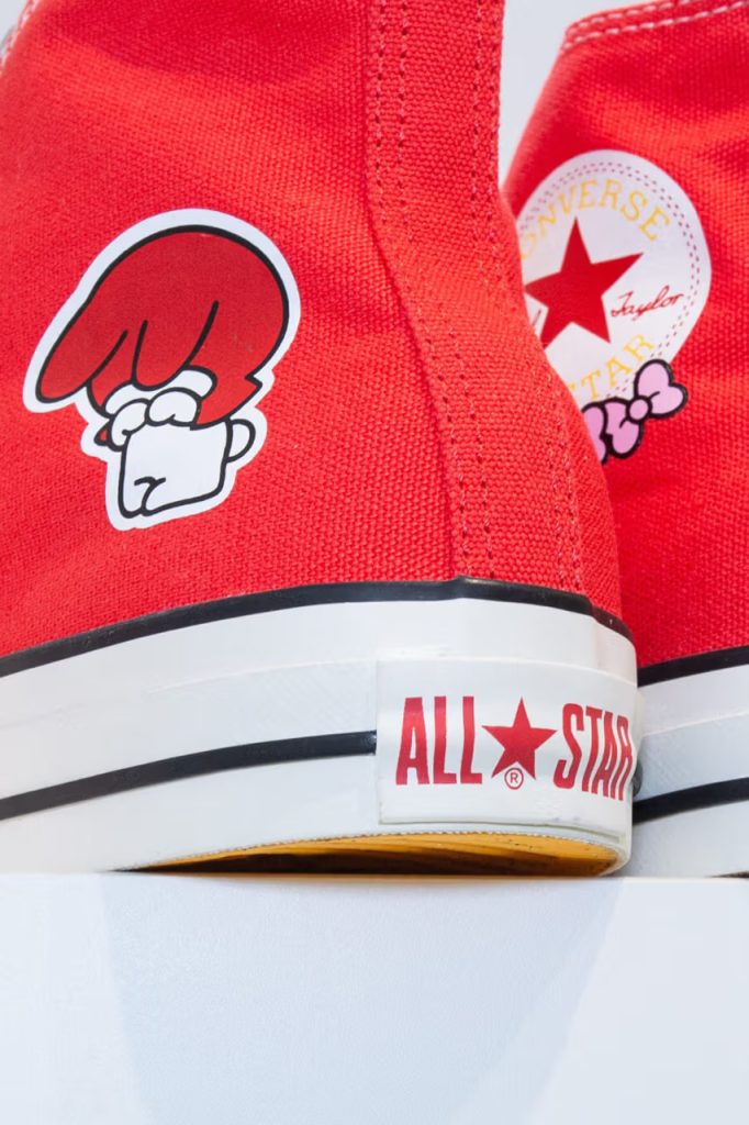 La Converse All Star dédiée à My Melody, de couleur rouge, en 2023