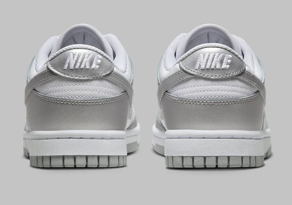 Nike Dunk low "Metallic Silver"