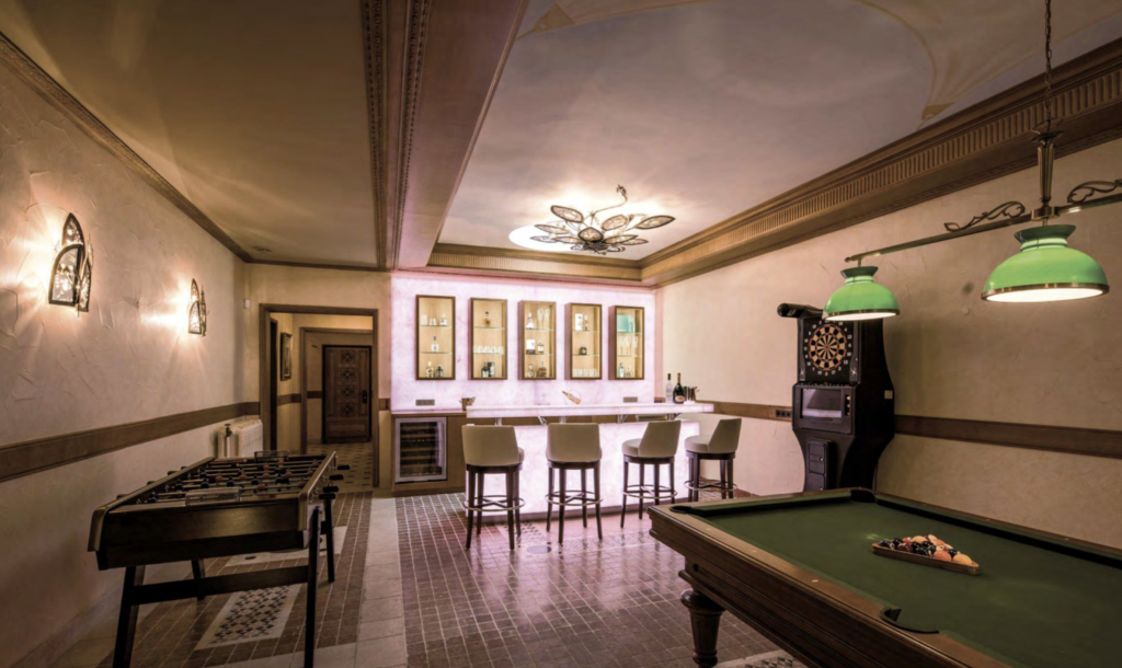 La salle de jeu du Palais Rose au Vésinet.