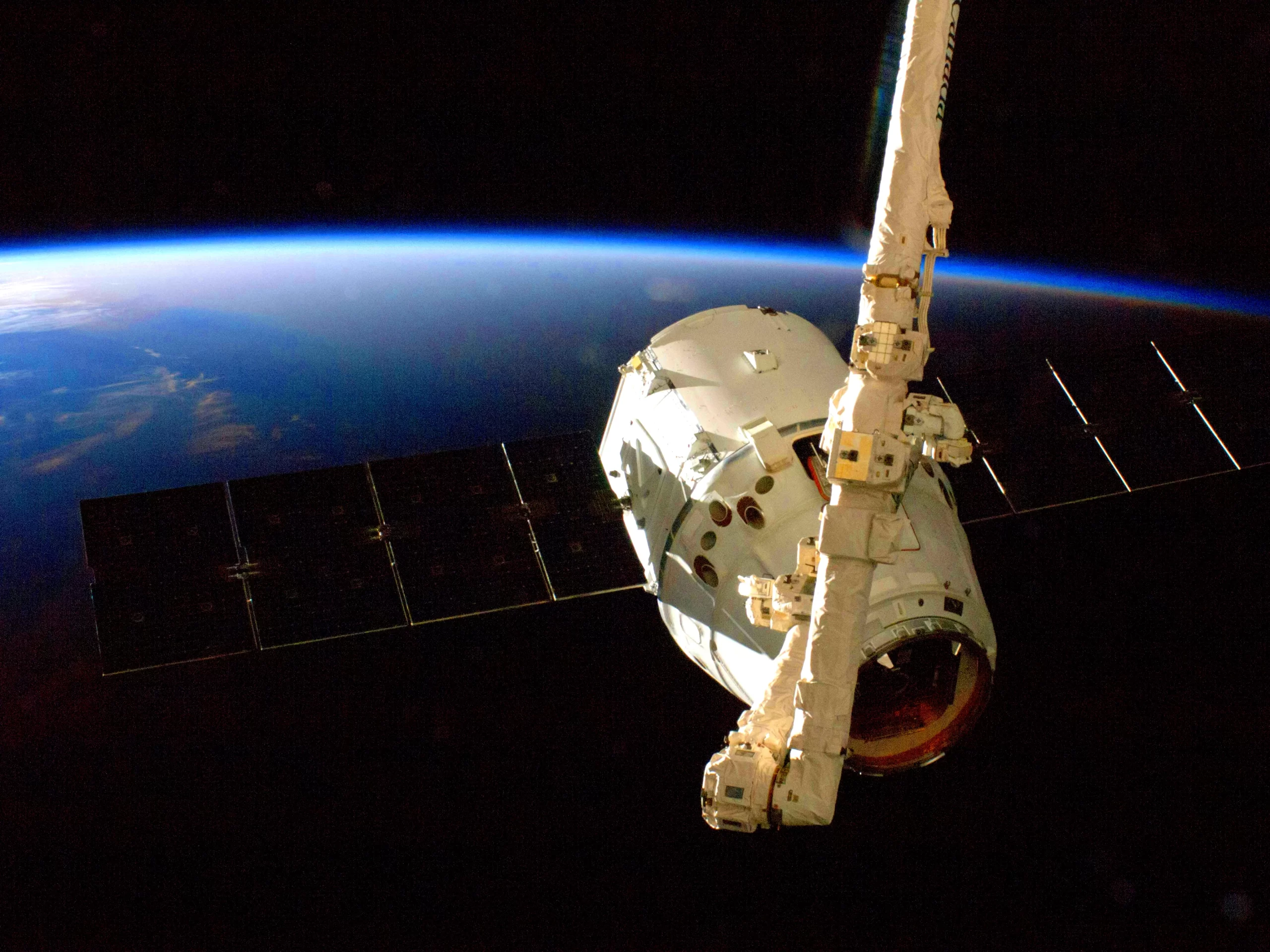 Un satellite japonais va produire de l’énergie solaire et l’envoyer sur Terre par ondes