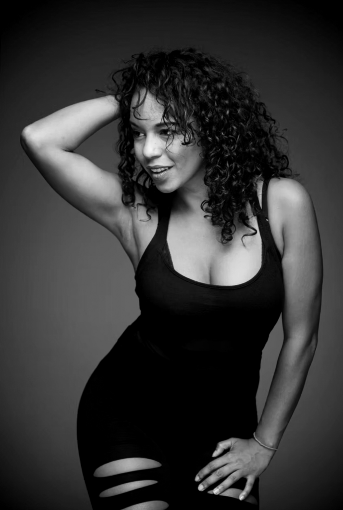 L'actrice Sandy Lewis Godefroy joue Imani Sylla.